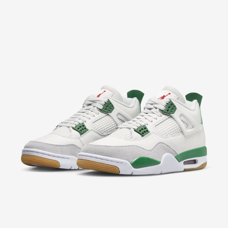 Nike SB x Air dropped Jordan 4 "Pine Green" DR5415-103