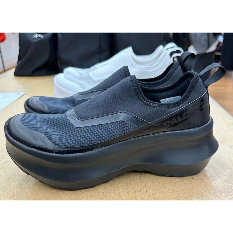 Comme des garcons slip on sales