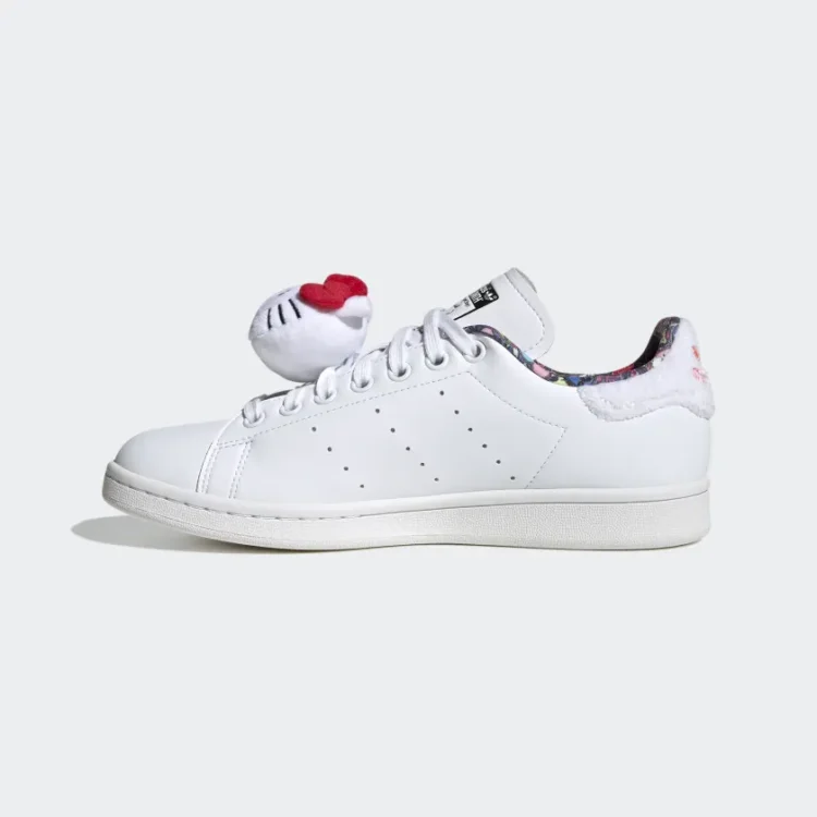 Hello Kitty x adidas Stan Smith HP9656