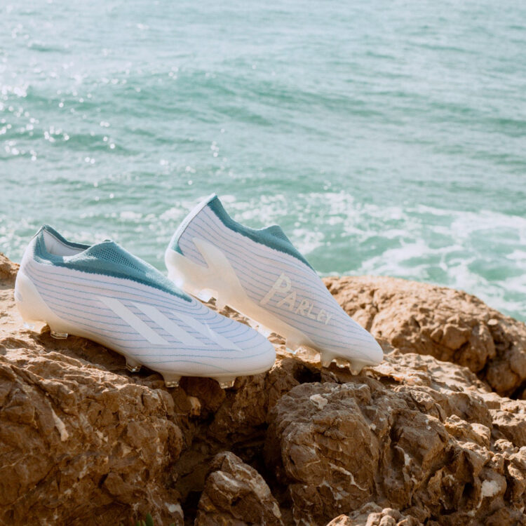 Parley x adidas Football "Pack Parler"