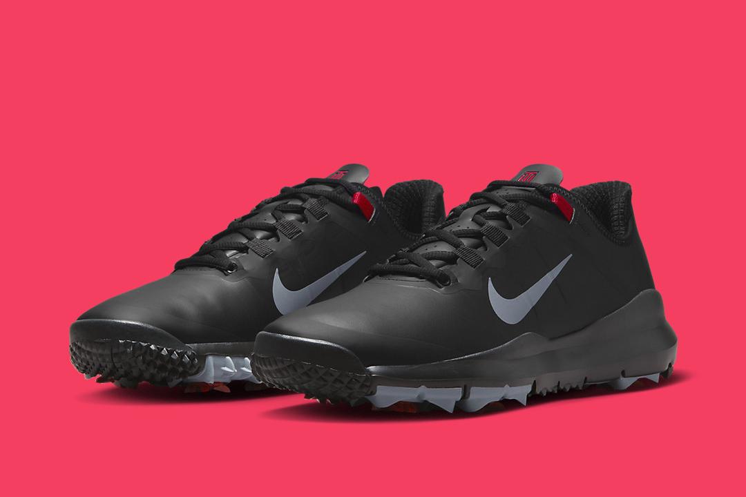 The Nike Tiger Woods ’13 Returns in a Fan-Favorite “Black” Colorway