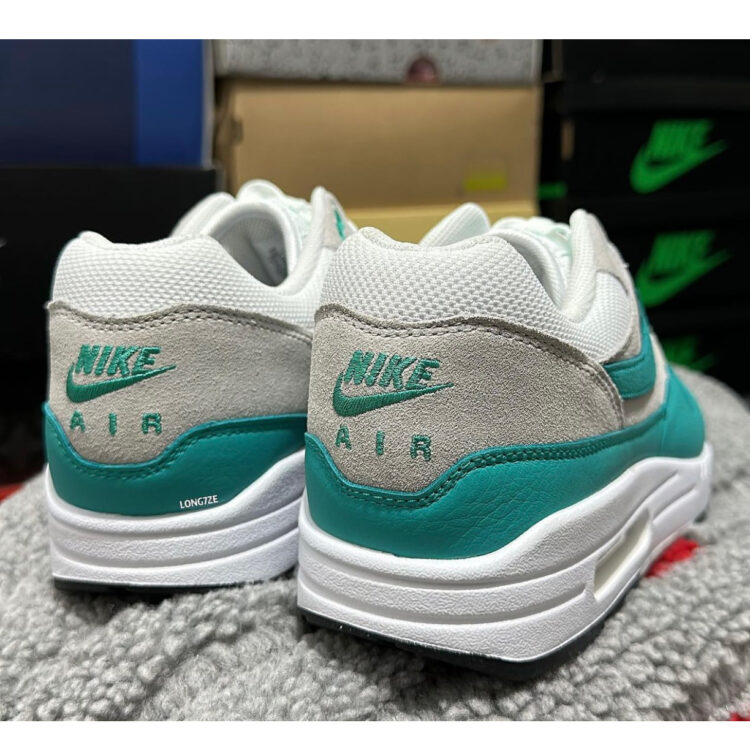 Nike Air Max 1 "Clear Jade" DZ4549-001