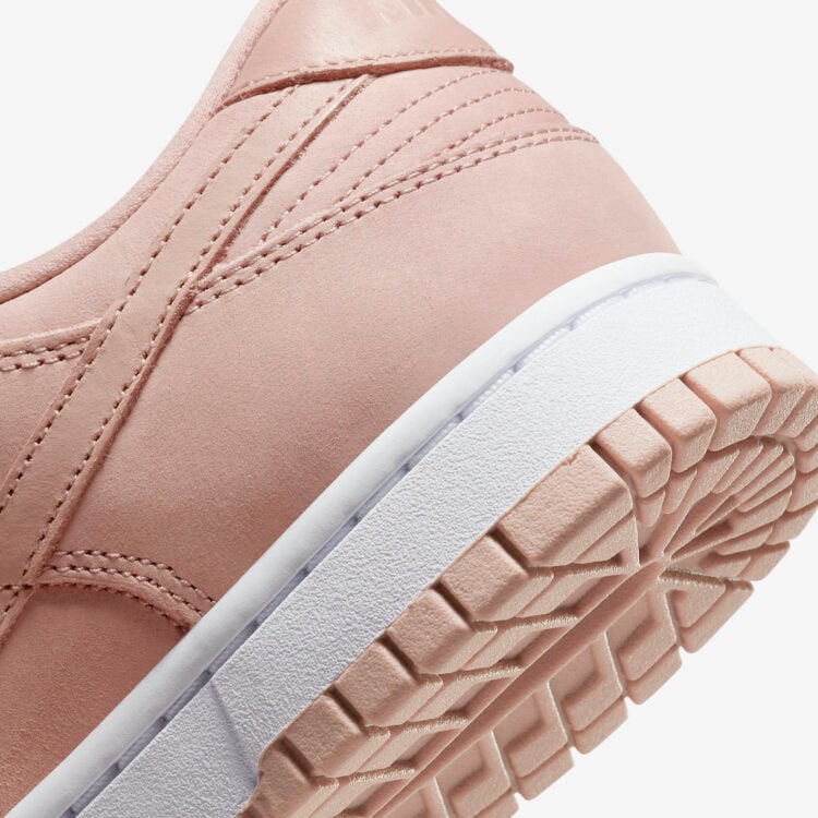Nike Dunk Low WMNS “Pink Oxford” DV7415-600