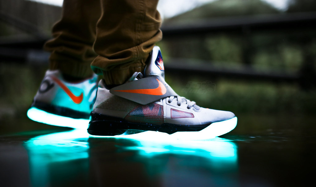 nike kd4 galaxy on foot