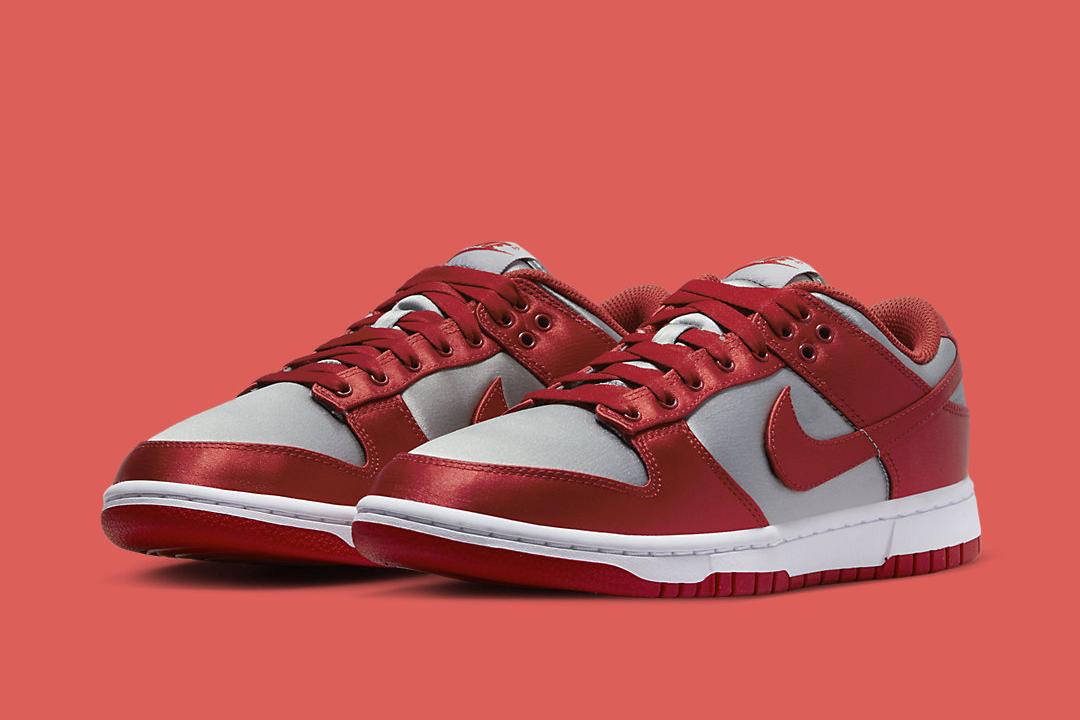 Nike Dunk Low WMNS "UNLV Satin" DX5931-001