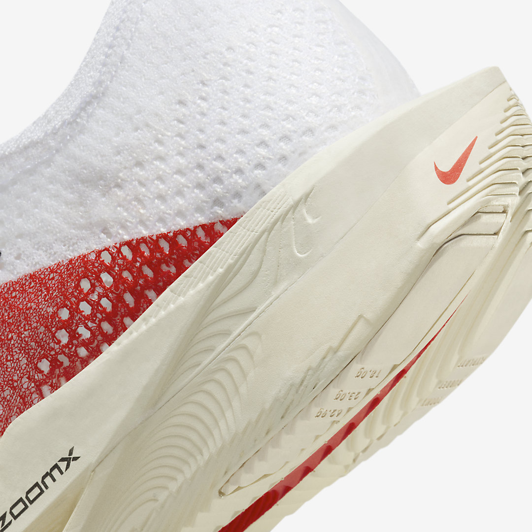 Nike ZoomX Vaporfly Next% 3 FD6556-100