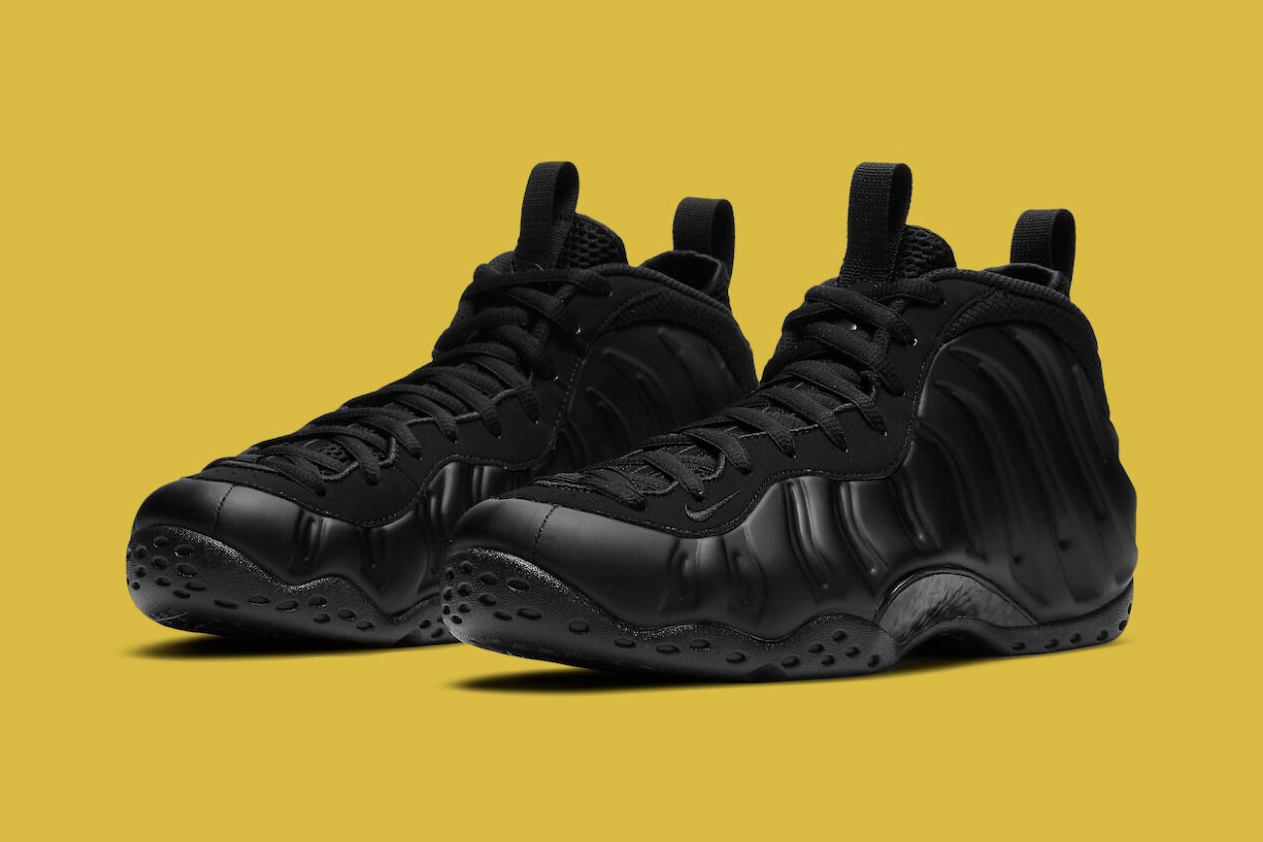 Nike Air Foamposite One “Anthracite” Makes Its Triumphant Return For Spring 2024