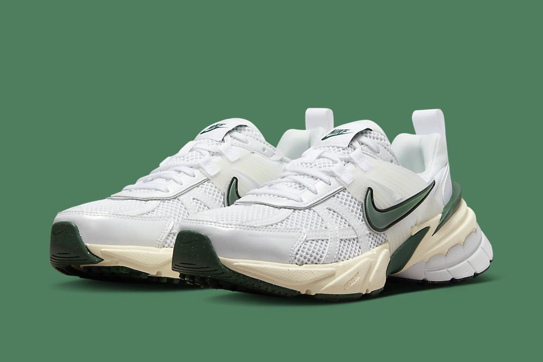 The Nike Runtekk Suits Up in White & Green