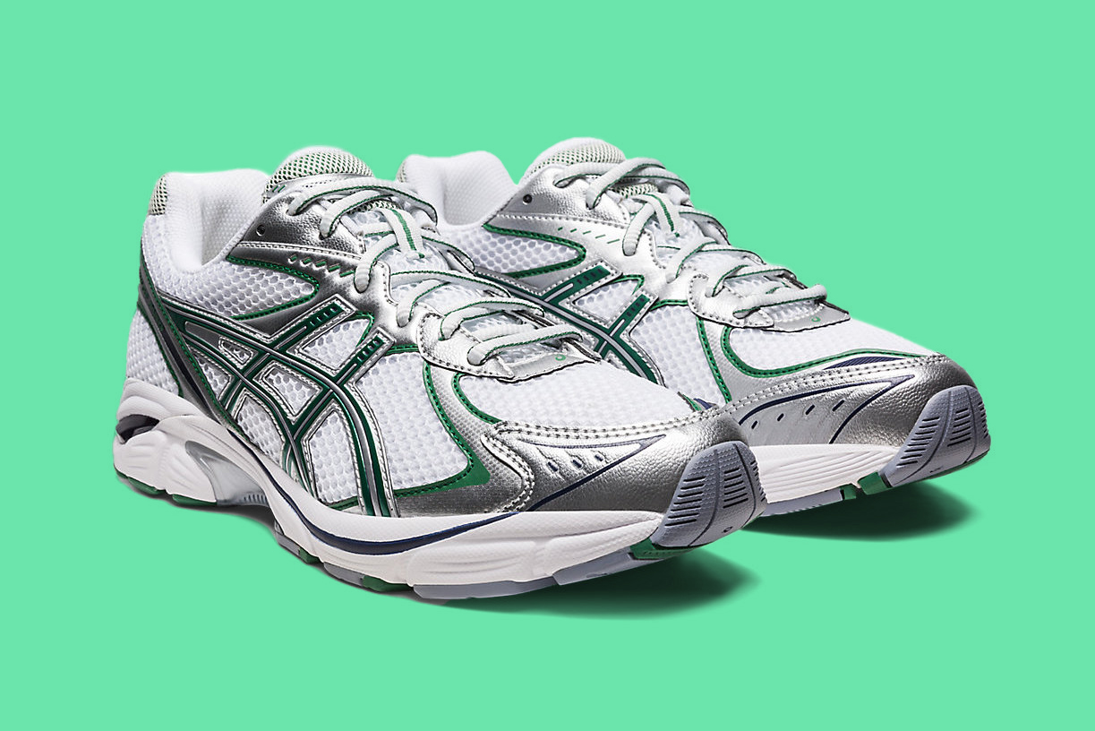 The ASICS GT-2160 Tries Its Luck in “Shamrock Green”