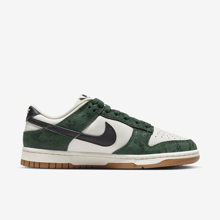 Nike Dunk Low WMNS "Green Snake" FQ8893-397