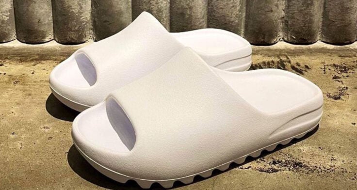 adidas Yeezy Slide “White Salt”