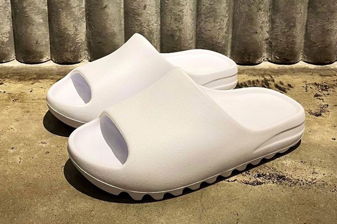 adidas Yeezy Slide “White Salt”