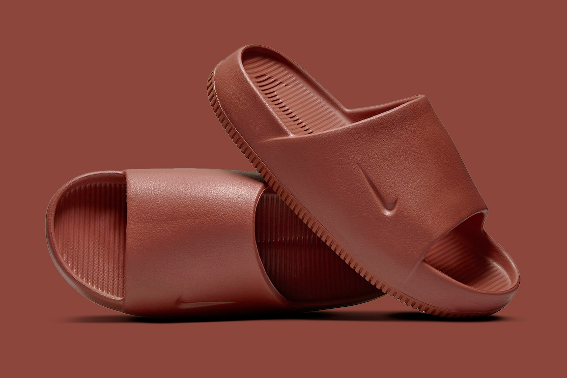 Nike’s Calm Slide WMNS Receives a “Rugged Orange” For Holiday 2023