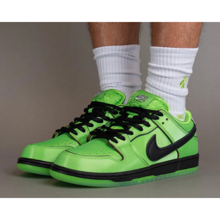 The Powerpuff Girls x Nike SB Dunk Low "Buttercup" FZ8319-300