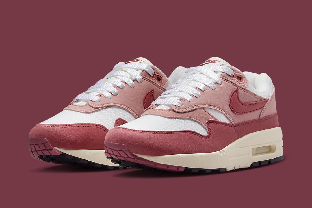 Nike Readies A Women’s Exclusive Air Max 1 In “Red Stardust”