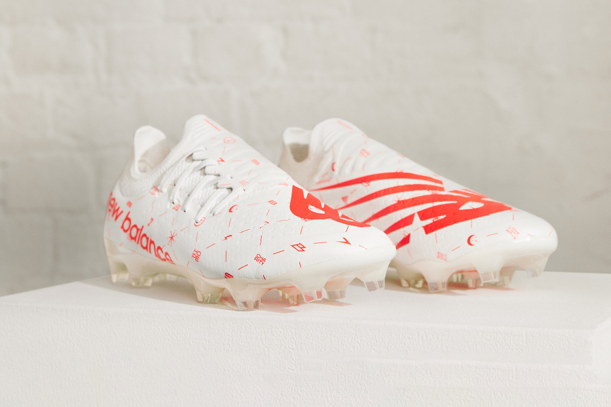 New Balance Debuts Bukayo Saka’s “Seven Edition” PE Furon V7 Boot