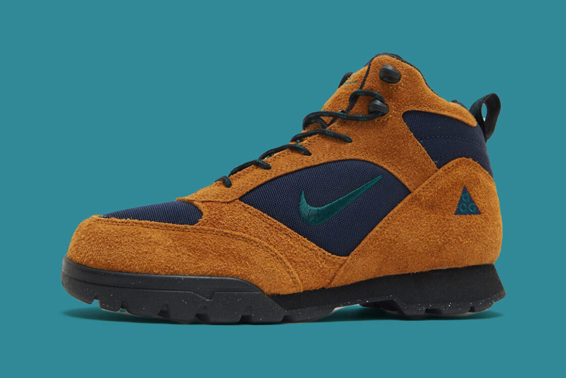 The sportswear giant Nike pays tribute to the French country through a new “Burnt Sienna” FD0212-800