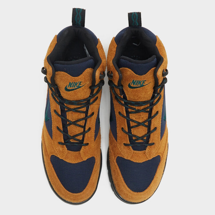 The sportswear giant Nike pays tribute to the French country through a new “Burnt Sienna” FD0212-800