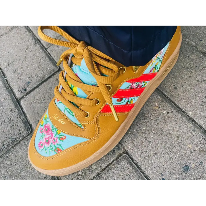 unheardof adidas switch rivalry low grandmas couch 4