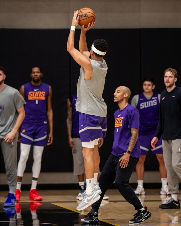 Devin Booker in the Nike Book 1 "Cool Grey"