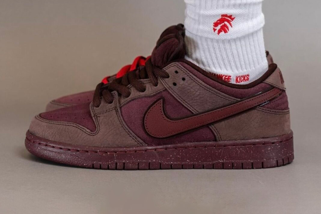 Nike SB Dunk Low PRM “Valentine’s Day” Set for February 2024