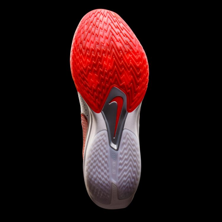 Nike GT Cut 3 DV2913-101