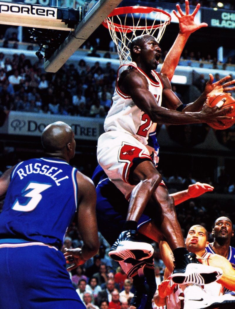 Michael Jordan wearing the Air Jordan 12 "Playoffs"