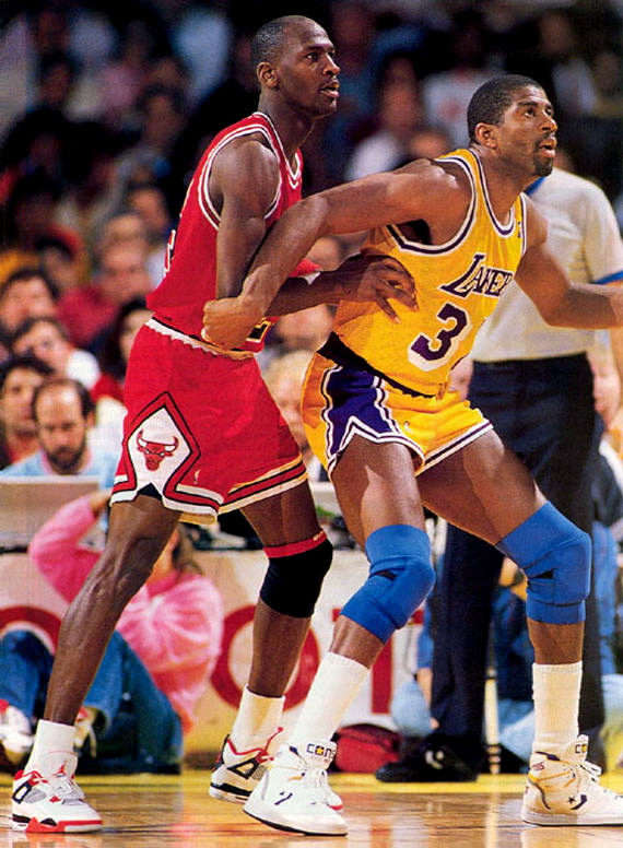 Michael Jordan wearing the Air Jordan 4 Fire Red