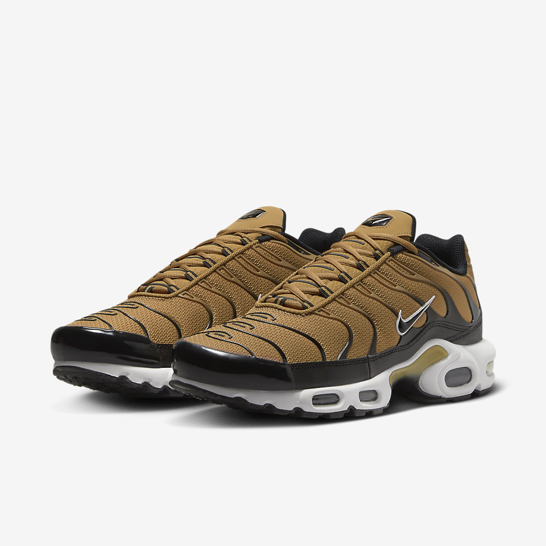 Nike Air Max Plus DM0032-700