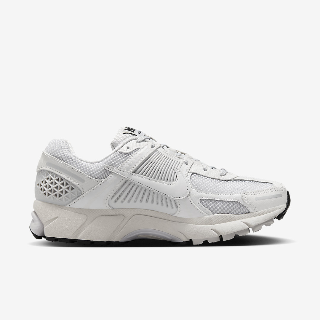 Nike Zoom Vomero 5 WMNS Triple White FQ7079 100 04