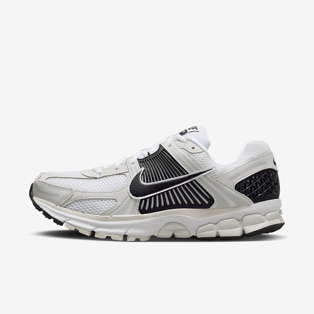 - HQZ Nike Zoom Vomero 5 FB9149-101