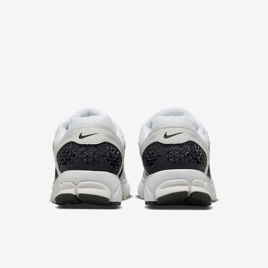 Nike nike shox classic black white FB9149-101