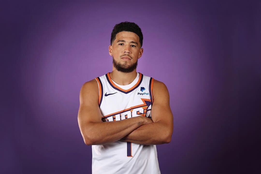 every nike book 1 colorway worn by devin booker lead