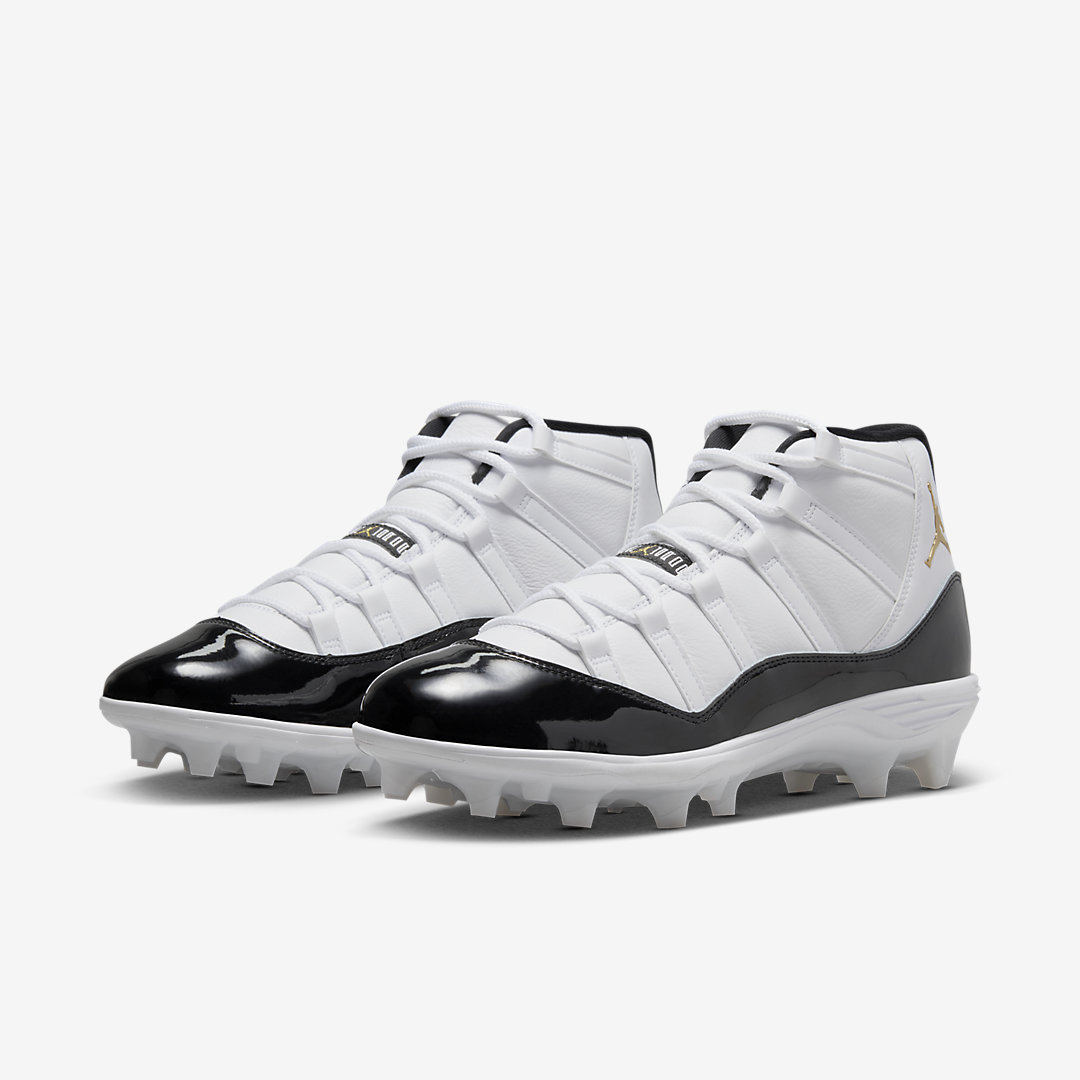 Air Jordan 11 Cleat FV5374-107