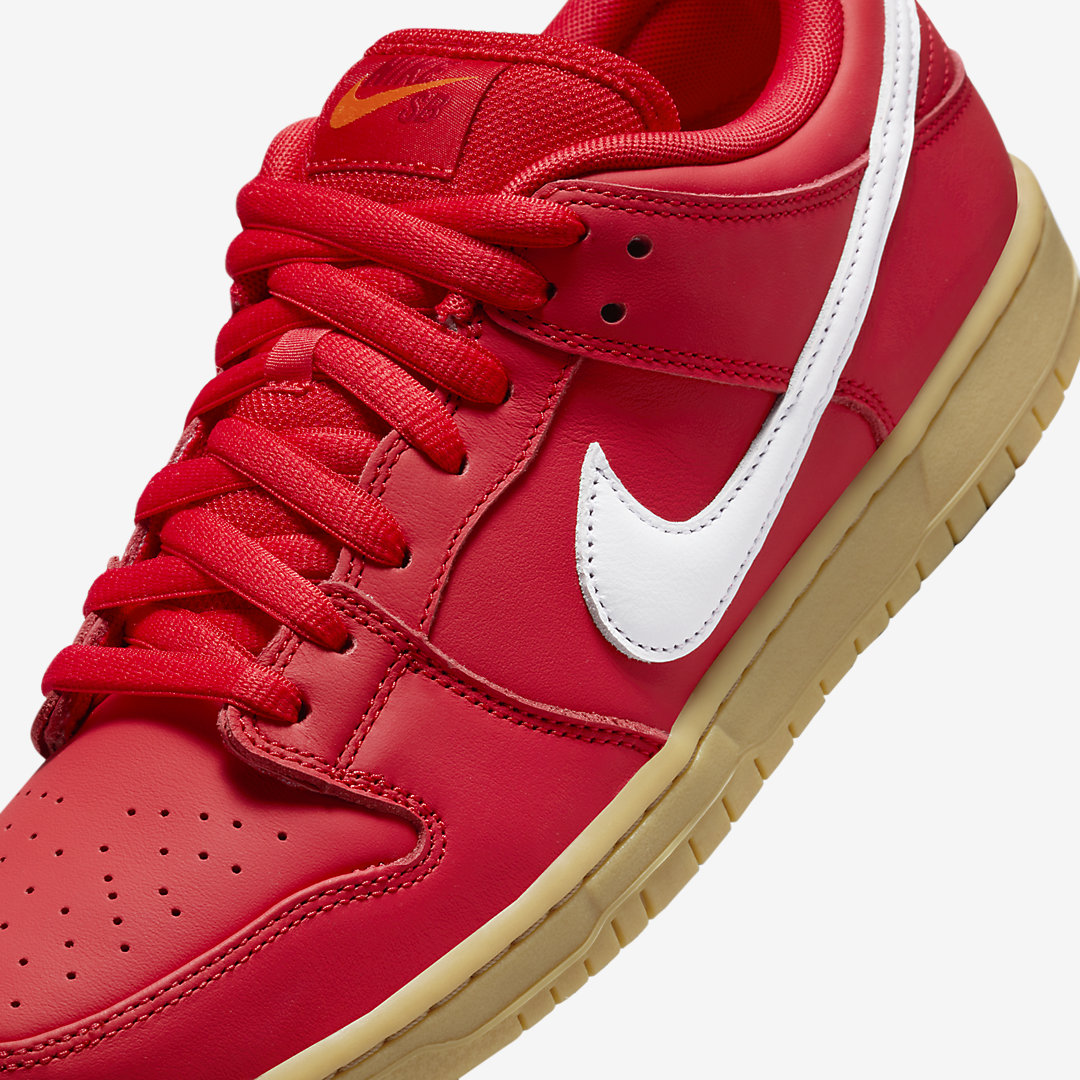 Nike SB Dunk Low "University Red" FJ1674-600