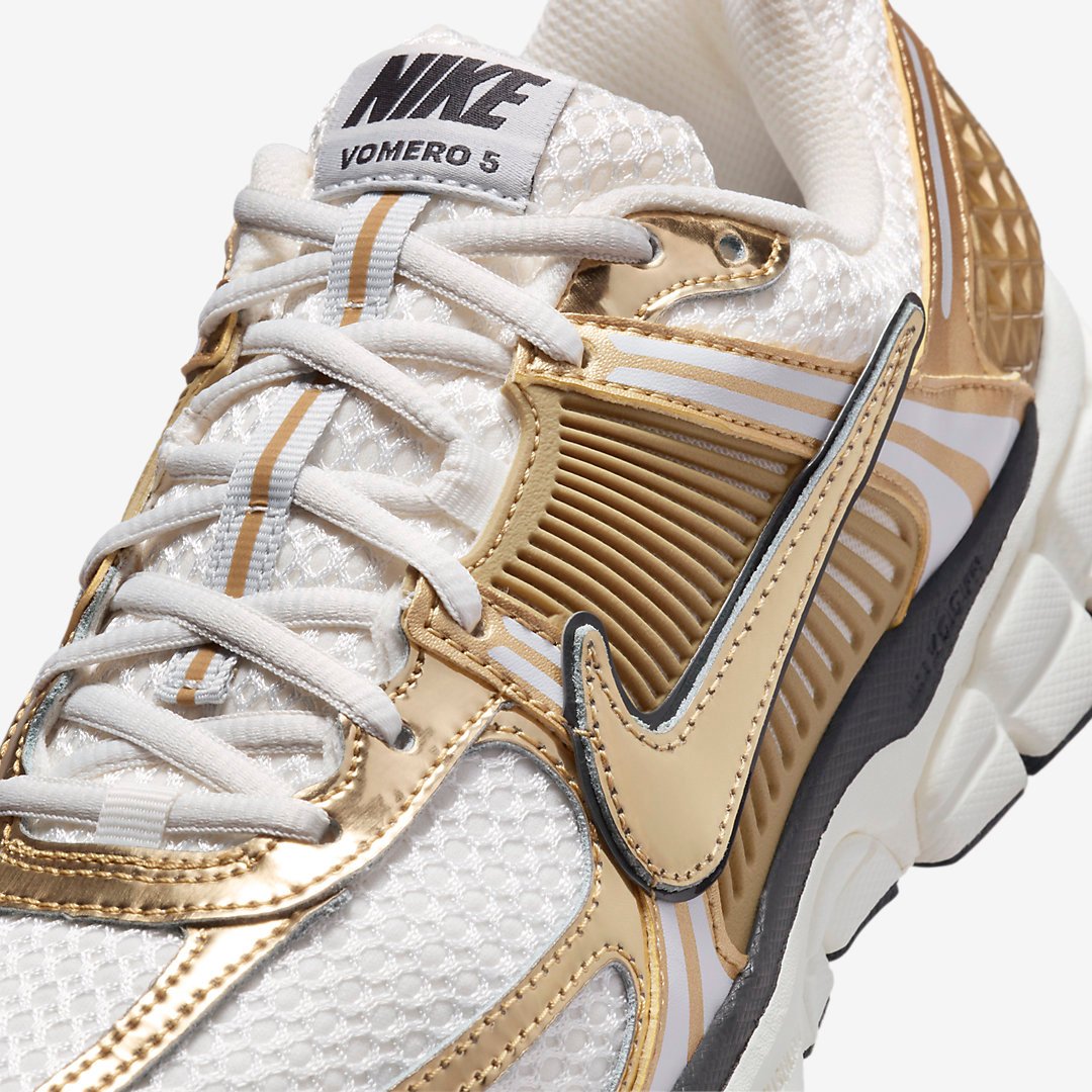 Nike Zoom Vomero 5 WMNS "Metallic Gold" HF7723-001
