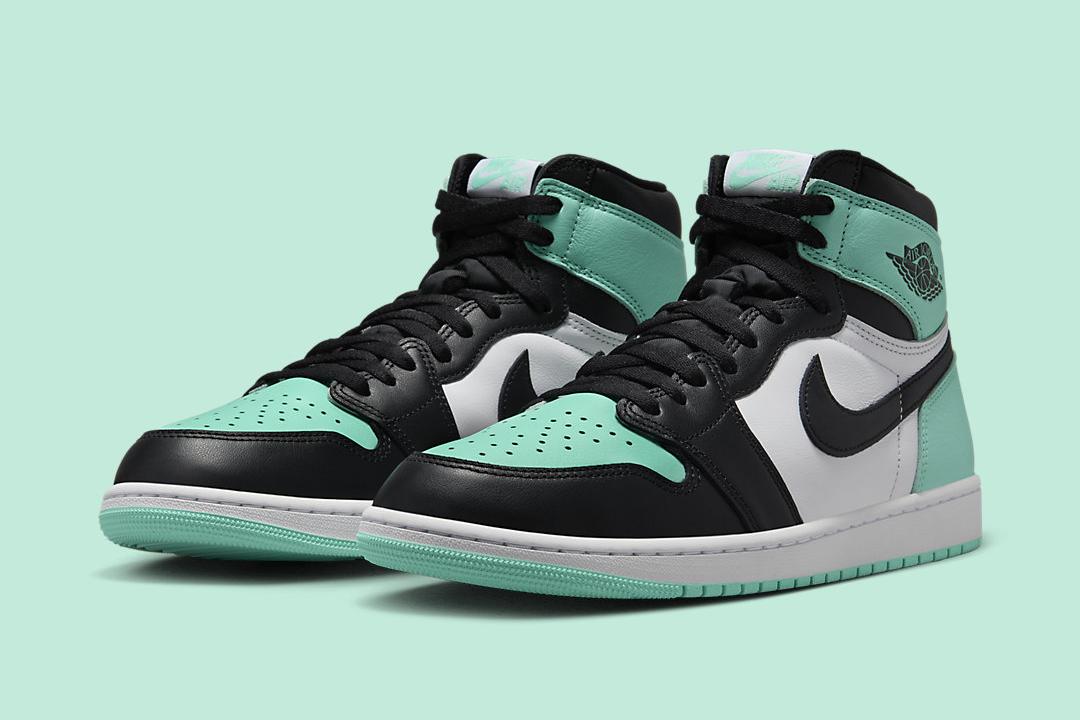 Air Jordan 1 High OG "Green Glow" DZ5485-130