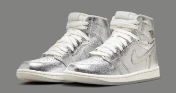 Air Jordan 1 High OG WMNS "Chrome" FN7249-001