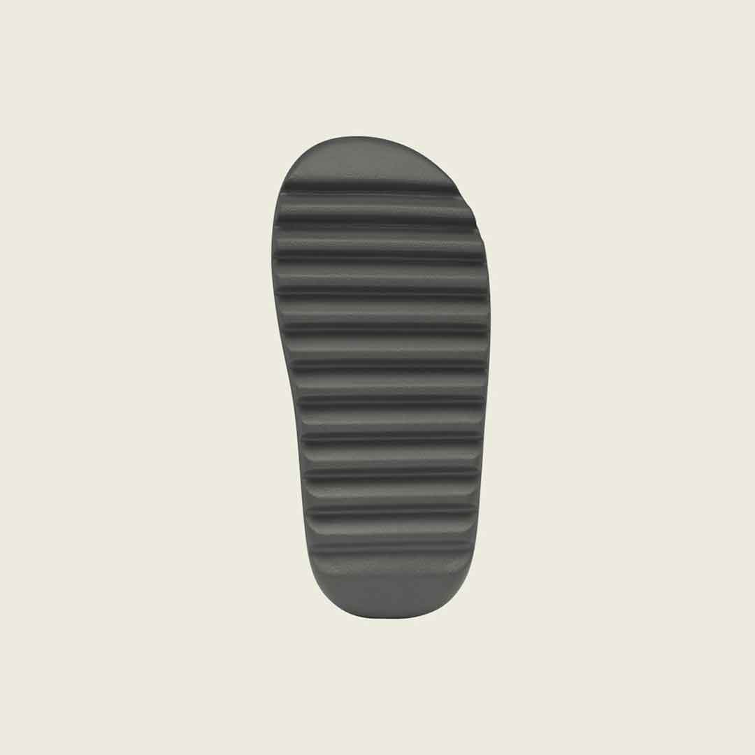 adidas Yeezy Slide "Dark Onyx" ID5103