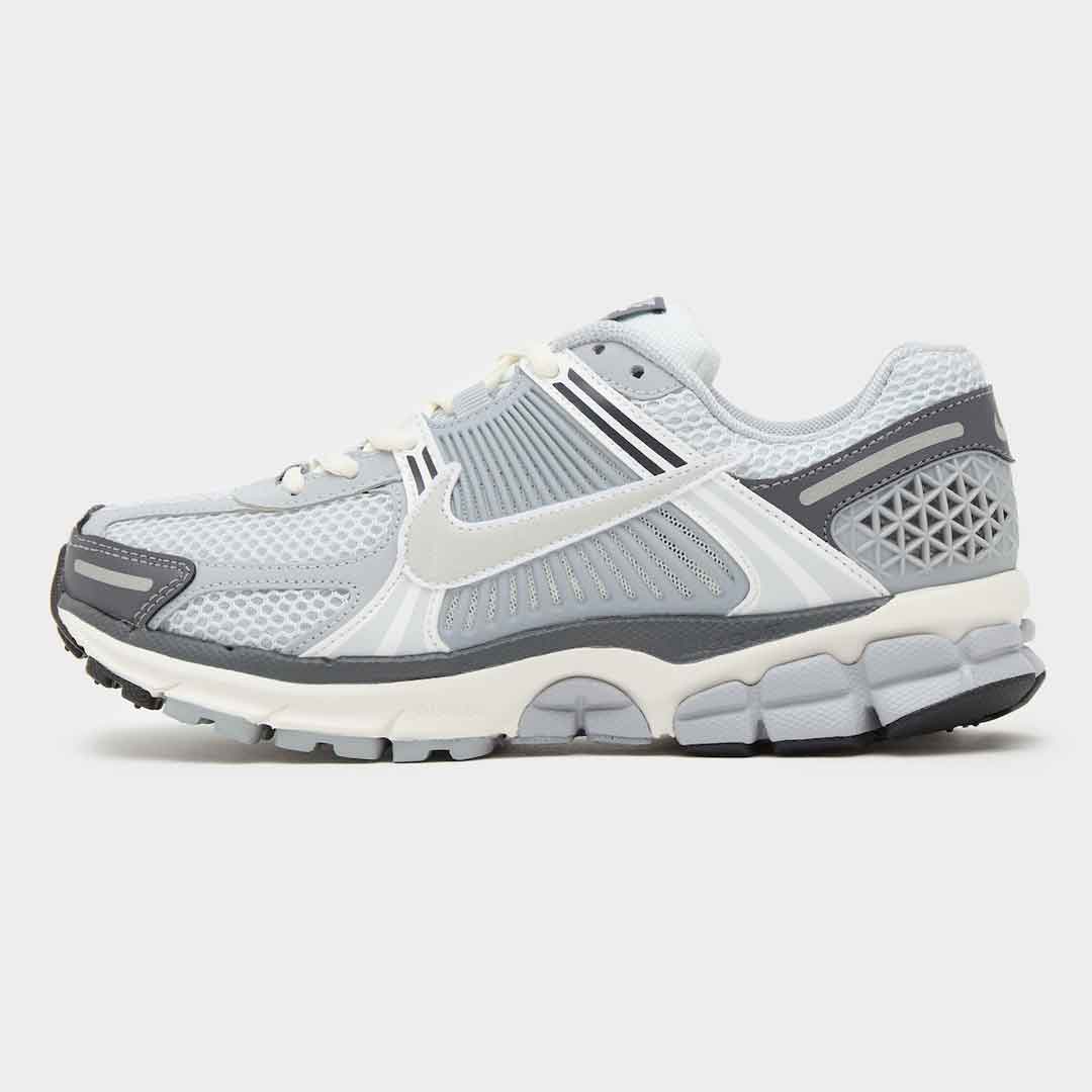 - HQZ Nike Zoom Vomero 5 "Thunder Blue" HF4259-100