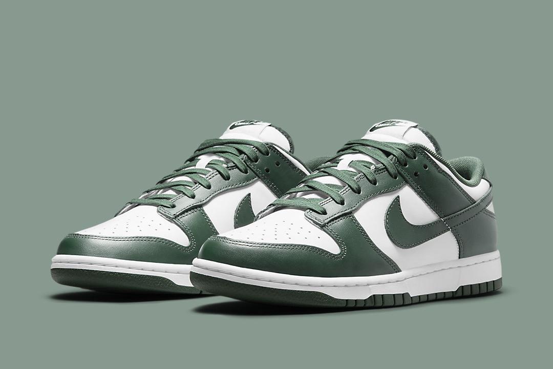 Nike Dunk Low Michigan State DD1391 101 01