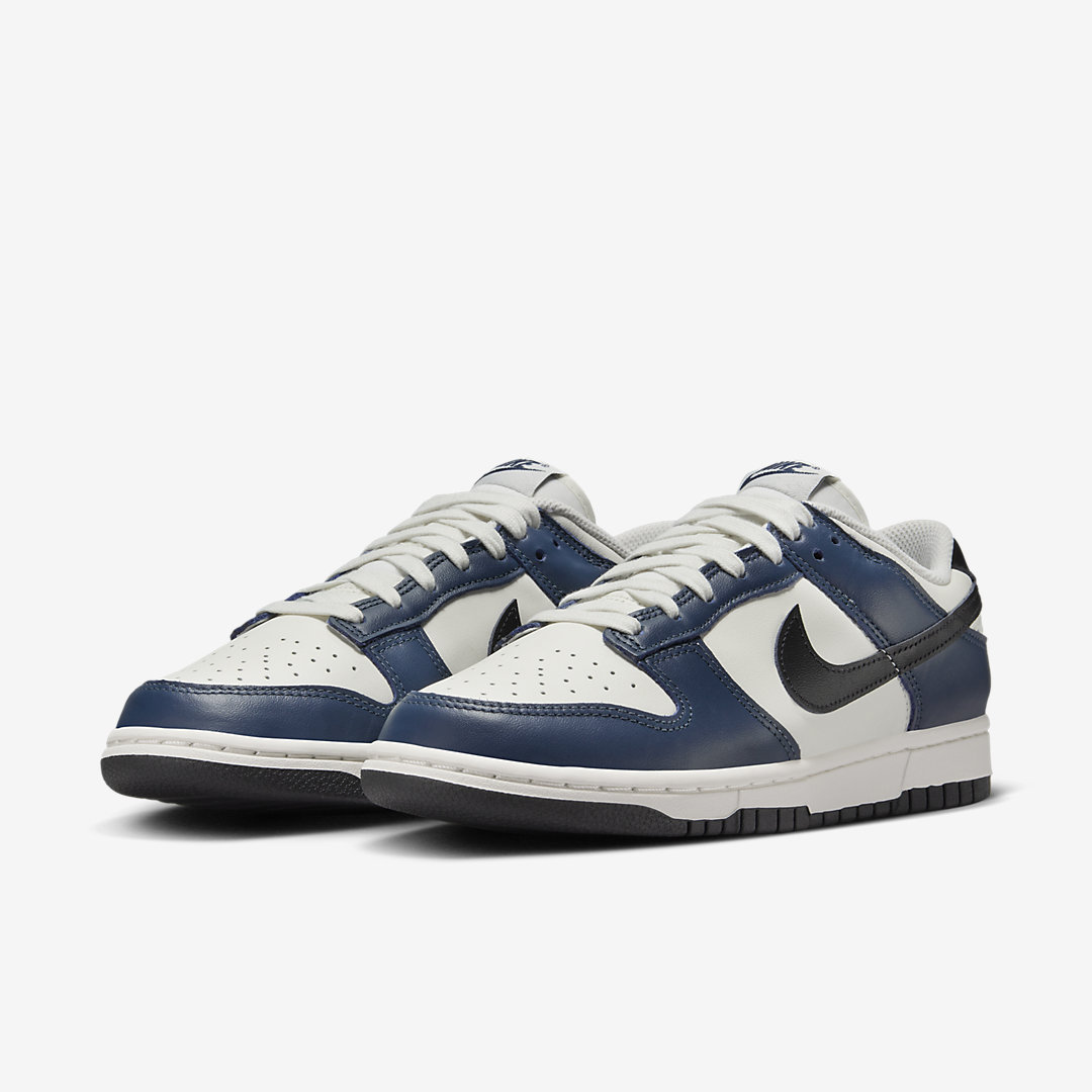 Nike Dunk Low Midnight Navy HM6192 478 02