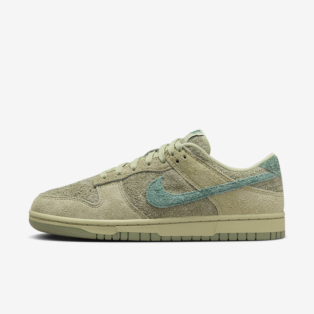 - HQZ Nike Dunk Low WMNS HJ7291-371