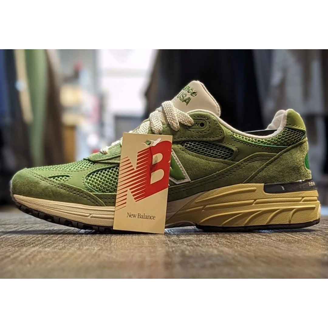 New Balance 574 Road To London "Chive" U993GW