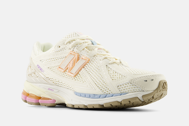 New Balance 1906R 'Silver Pink'
