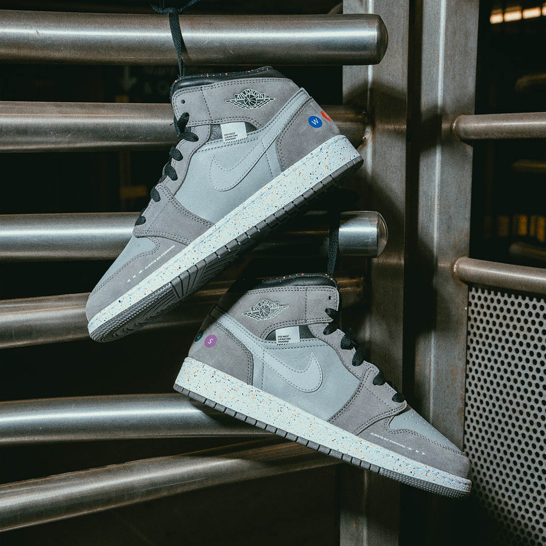 Air Jordan 1 Mid Wings "NYC Subway" FZ1209-001