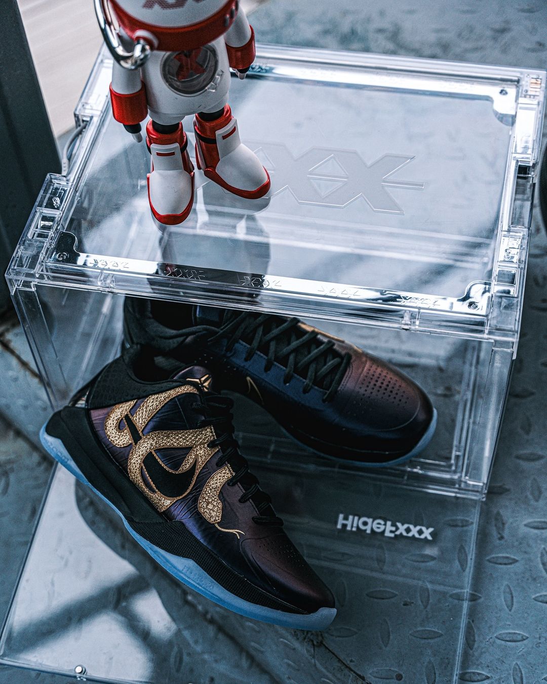 - HQZ Nike Kobe 5 Protro "LNY Eggplant"