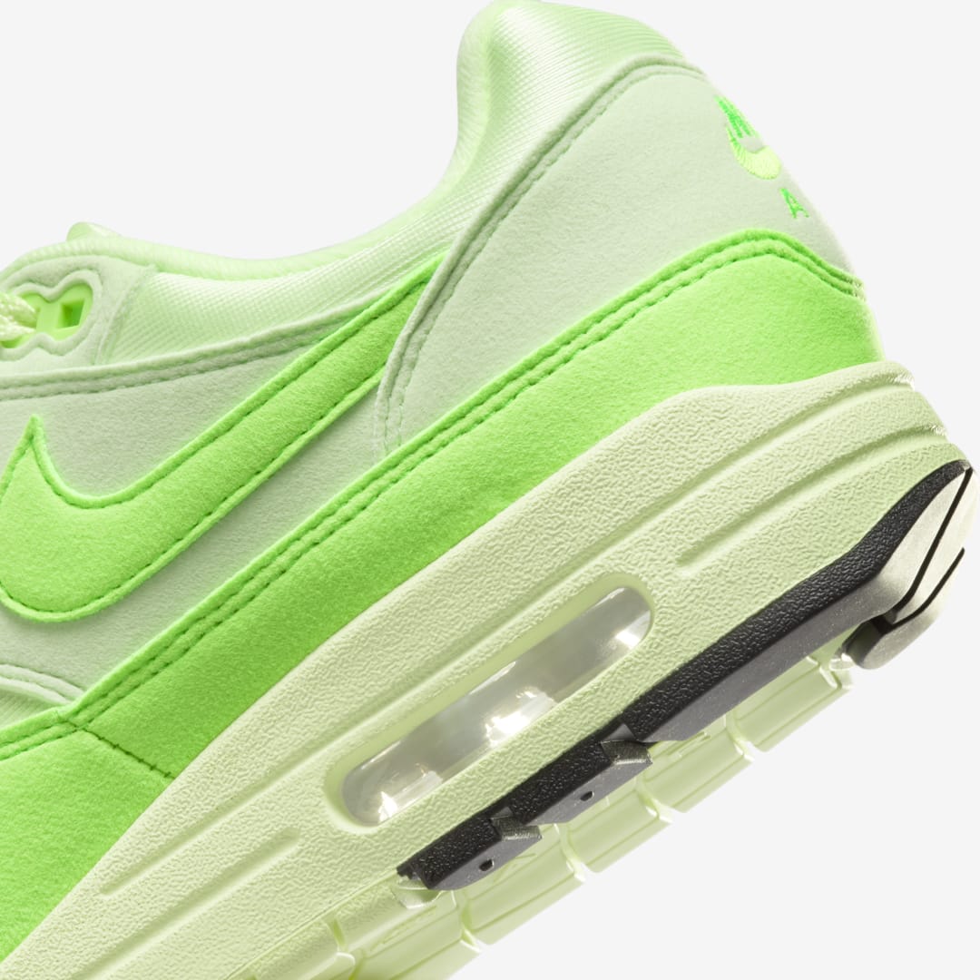 - HQZ Nike Air Max 1 HJ7329-376