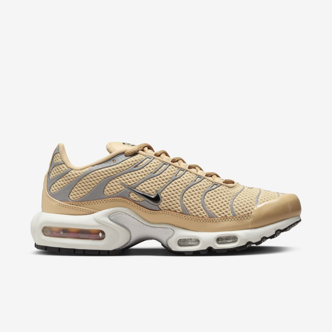 - HQZ Nike Air Max Plus FV8480-200