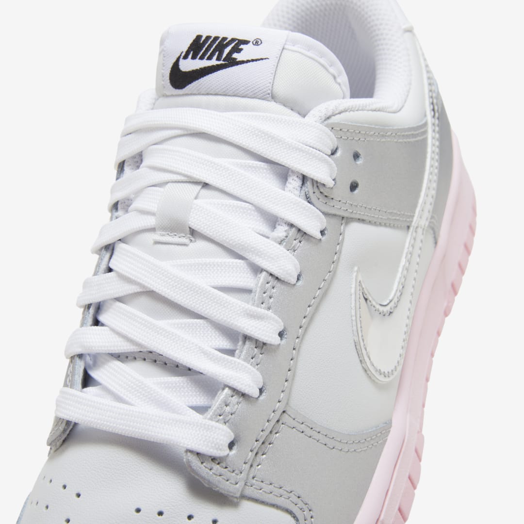 Nike Dunk Low LX 